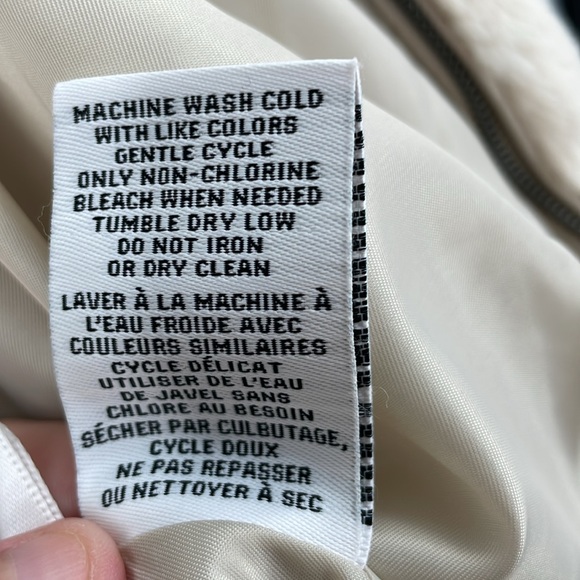 Never Worn Faux Fur M Magaschoni Zip Up Elastic Bottom Beige Fluffy Soft Coat - Picture 9 of 10